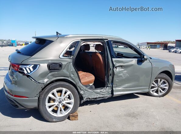 WA1EECF37S1053683 2025 AUDI Q3 Зеленый Вид спереди
