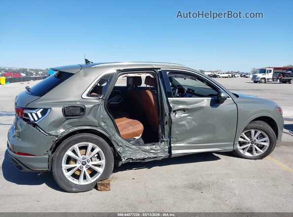 WA1EECF37S1053683 2025 AUDI Q3 Зеленый Вид задней части салона