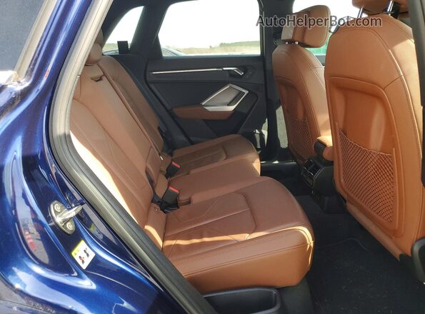 WA1EECF38N1056788 2022 AUDI Q3 Blue უკანა სავარძლების ხედი