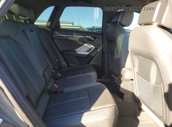WA1EECF38N1141193 2022 AUDI Q3 Gray Rear seats view