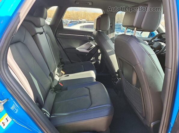 WA1EECF38P1019260 2023 AUDI Q3 Blue Rear interior view