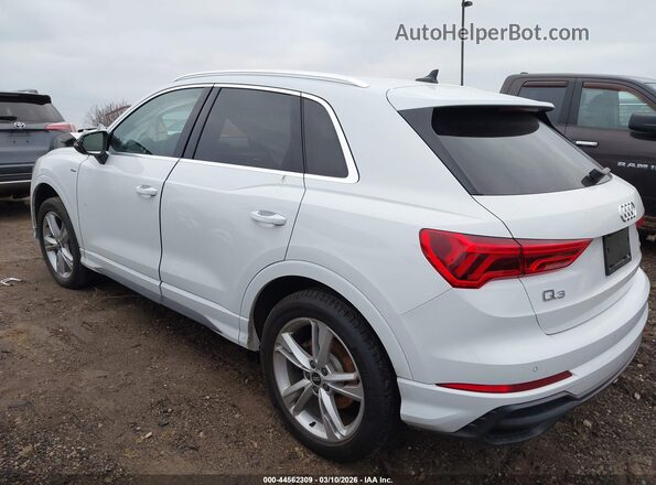WA1EECF3XM1128525 2021 AUDI Q3 White 360 interior view