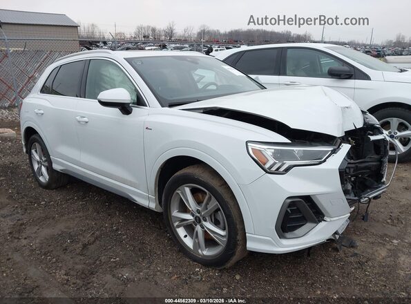 WA1EECF3XM1128525 2021 AUDI Q3 White Rear interior view