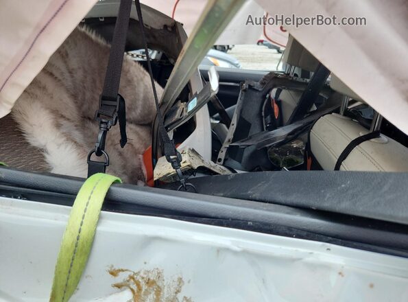 WA1EECF3XN1125710 2022 AUDI Q3 White Вид задньої частини салону