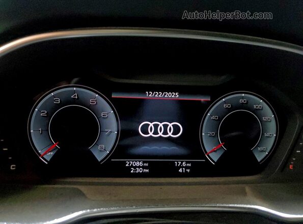 WA1EEDF31R1070995 2024 AUDI Q3 White ხელსაწყოთა პანელის ხედი