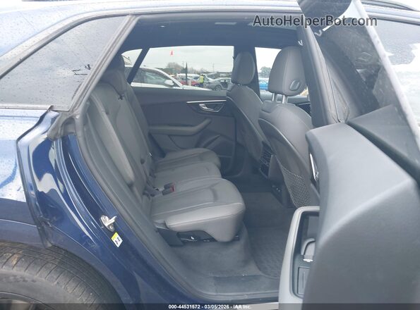 WA1EVAF11KD030532 2019 AUDI Q8 Blue Widok naklejki z numerem VIN