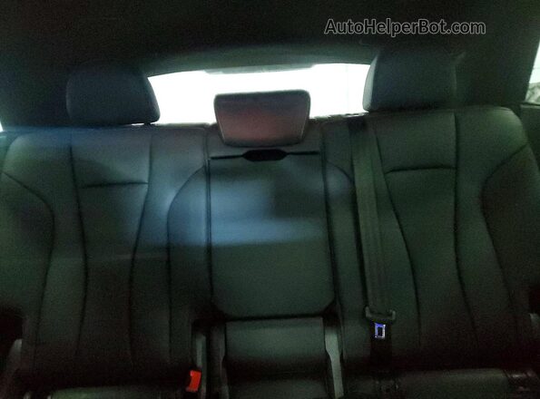 WA1EVAF11MD005844 2021 AUDI Q8 Silver Вид задніх сидінь
