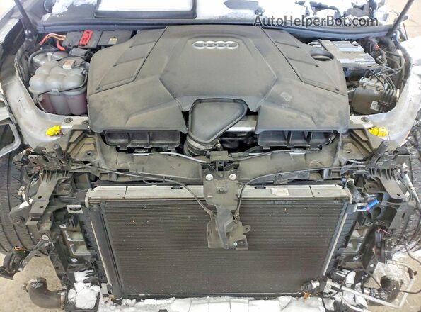 WA1EVAF11MD005844 2021 AUDI Q8 Silver Вид підкапотного простору