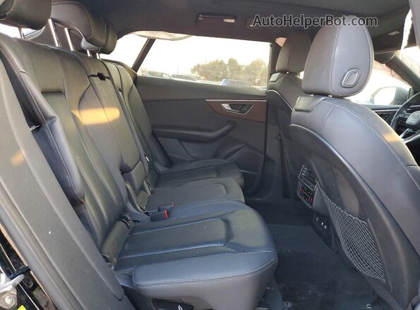 WA1EVAF16LD004123 2020 AUDI Q8 Black Вид задньої частини салону