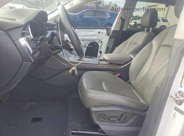 WA1EVAF16LD025361 2020 AUDI Q8 White წინა სალონის ხედი