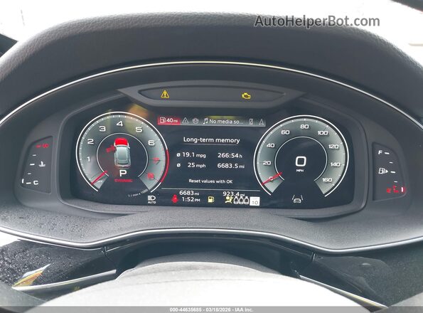 WA1EVBF15SD037442 2025 AUDI Q8 Black Հետևի նստատեղերի տեսք