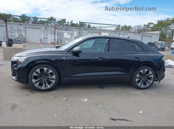 WA1EVBF15SD037442 2025 AUDI Q8 Black 