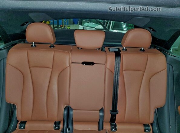 WA1EVBF18ND034667 2022 AUDI Q8 White Vista de los asientos traseros