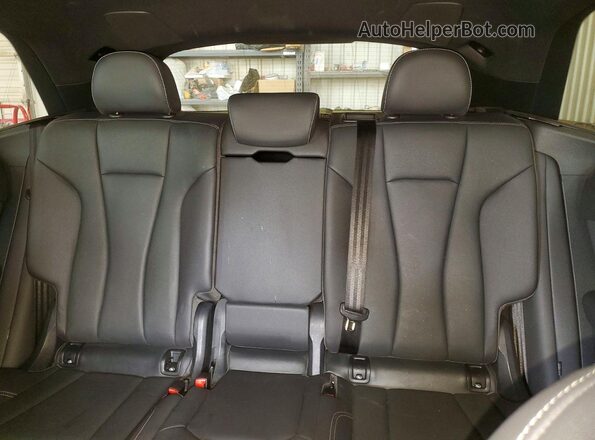 WA1EVBF1XND033679 2022 AUDI Q8 Blue უკანა სავარძლების ხედი
