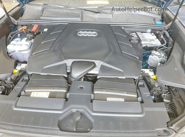 WA1EVBF1XND033679 2022 AUDI Q8 Blue ძრავის განყოფილების ხედი