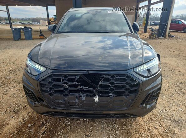 WA1FAAFY4R2110877 2024 AUDI Q5 Black წინა ხედი