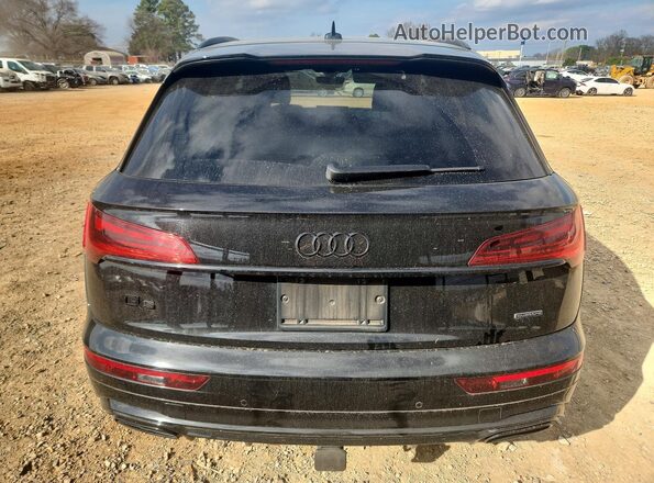 WA1FAAFY4R2110877 2024 AUDI Q5 Black უკანა ხედი