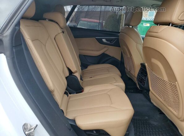 WA1FVAF13MD036579 2021 AUDI Q8 White 