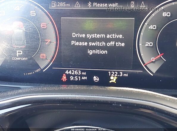 WA1FVAF1XLD020085 2020 AUDI Q8 Black 