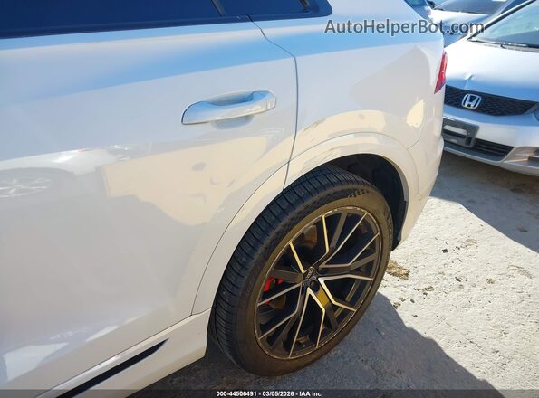 WA1FVAF1XLD025108 2020 AUDI Q8 White 