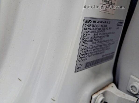 WA1FVAF1XLD026906 2020 AUDI Q8 Белый Вид наклейки с VIN-кодом