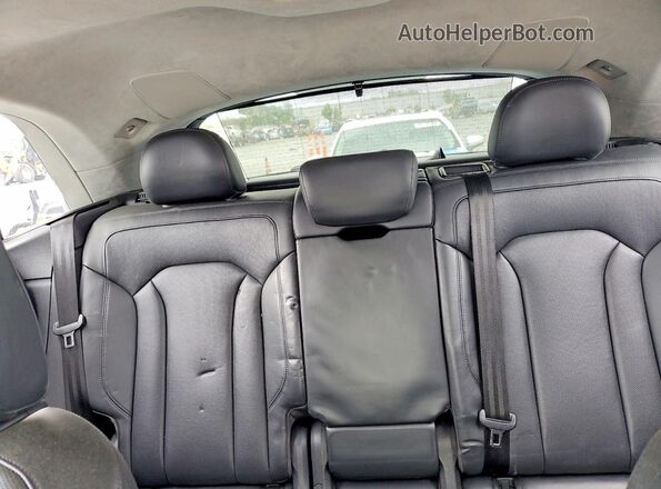 WA1FVAF1XLD026906 2020 AUDI Q8 Белый Вид задних сидений