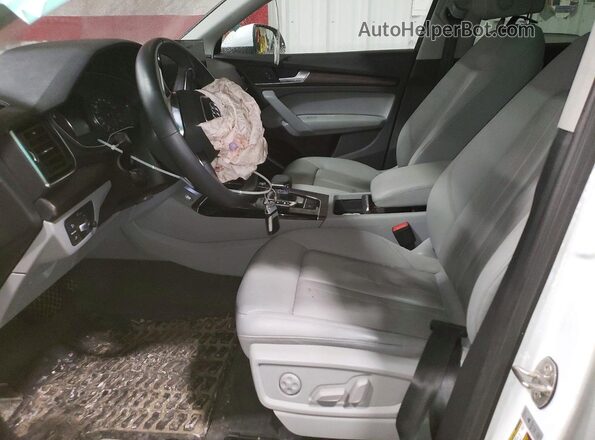 WA1GAAFY2N2111959 2022 AUDI Q5 White Widok wnętrza z przodu