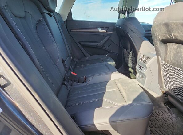 WA1GAAFY3R2036579 2024 AUDI Q5 Gray Vista interior trasera