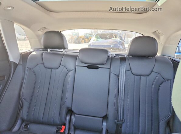 WA1GAAFY3R2036579 2024 AUDI Q5 Gray Vista de los asientos traseros