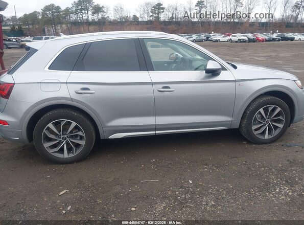 WA1GAAFYXR2151311 2024 AUDI Q5 Silver 