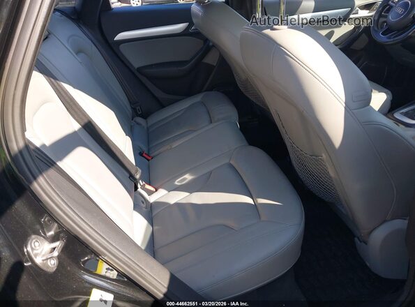 WA1GFCFS2GR016384 2016 AUDI Q3 Black Vista de la etiqueta del VIN