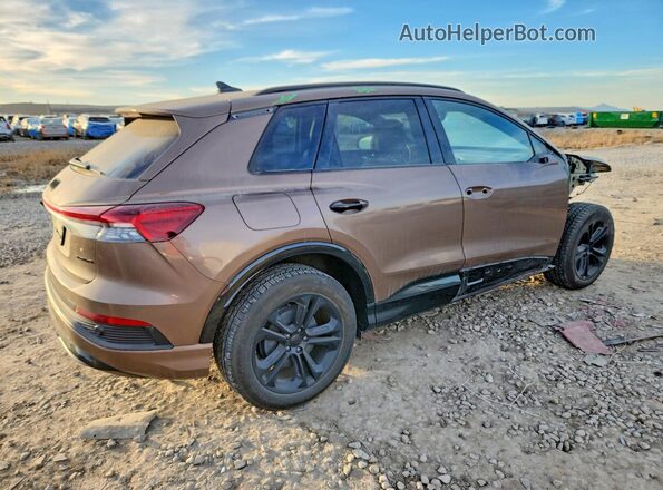 WA1H2BFZXNP048080 2022 AUDI Q4 Tan უკანა მარჯვენა