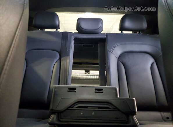 WA1JCCFSXJR030345 2018 AUDI Q3 Белый Вид задних сидений