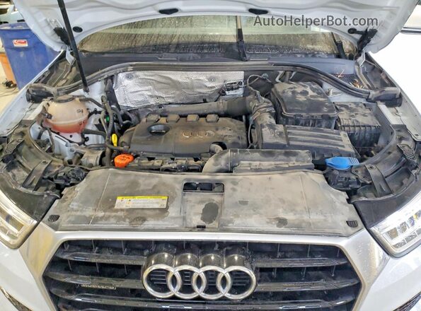 WA1JCCFSXJR030345 2018 AUDI Q3 Белый Вид подкапотного пространства