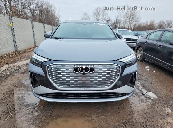 WA1K2BFZ3PP058488 2023 AUDI Q4 Серый Вид спереди