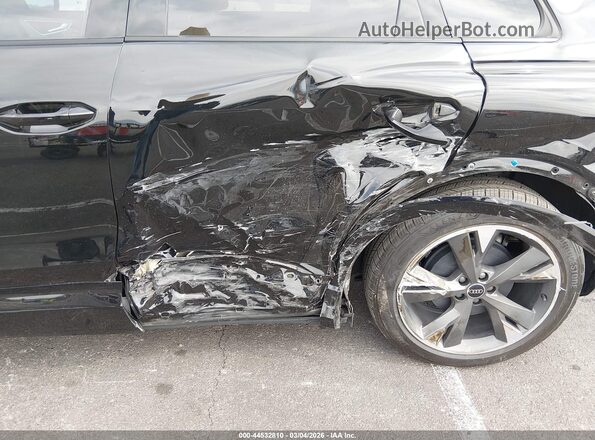 WA1KUBFZ3RP058388 2024 AUDI Q4 Black 