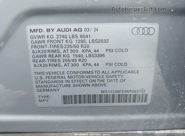 WA1KUBFZ4RP063132 2024 AUDI Q4 Серый 