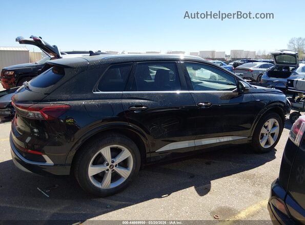 WA1L2BFZ7PP035705 2023 AUDI Q4 Black Панорамний вид салону 360°