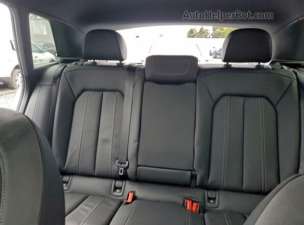 WA1L2BFZ8PP073024 2023 AUDI Q4 Серый Вид задних сидений