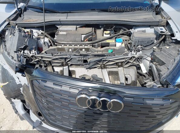WA1L2BFZ8RP024893 2024 AUDI Q4 Серый Вид сзади