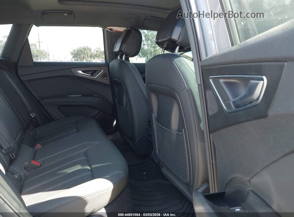 WA1L2BFZ8RP024893 2024 AUDI Q4 Серый Вид наклейки с VIN-кодом