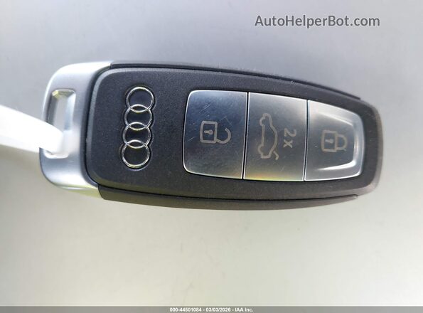 WA1L2BFZ8RP024893 2024 AUDI Q4 Серый Вид панели приборов