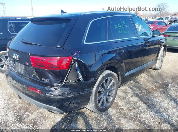 WA1LAAF70JD044959 2018 AUDI Q7 Black 
