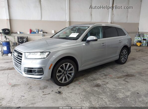 WA1LAAF75HD033398 2017 AUDI Q7 Silver Vista tres cuartos delantera izquierda