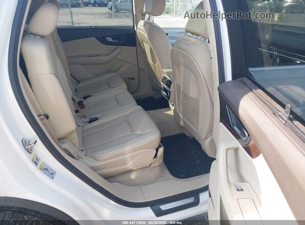 WA1LAAF77KD012804 2019 AUDI Q7 White VIN կոդի պիտակի տեսք