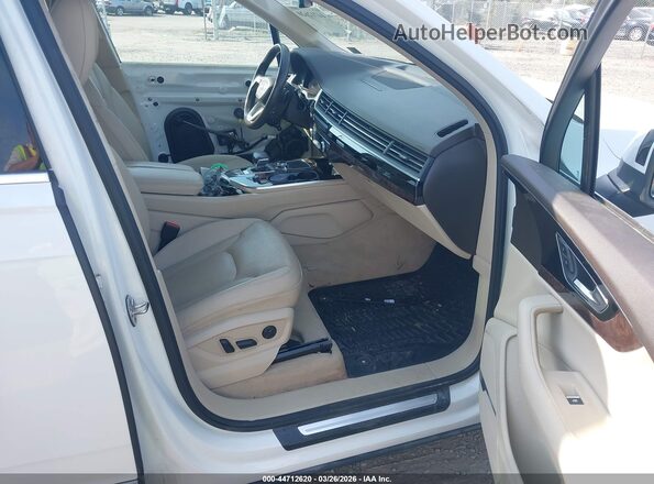 WA1LAAF77KD012804 2019 AUDI Q7 White Սալոնի դիմացի տեսք