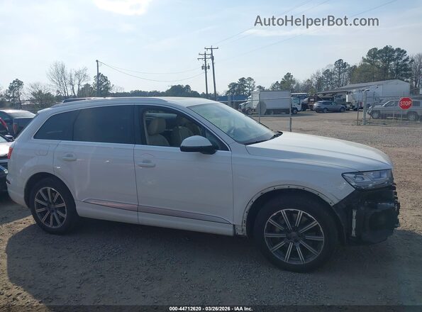 WA1LAAF77KD012804 2019 AUDI Q7 White Սալոնի 360 աստիճան տեսք