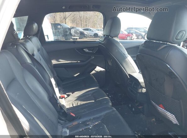WA1LAAF78HD053547 2017 AUDI Q7 Yellow VIN კოდის სტიკერის ხედი