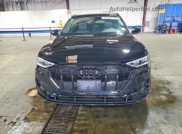 WA1LAAGE1NB004985 2022 AUDI E-TRON Black Դիմացի տեսք
