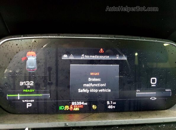 WA1LAAGE7MB003631 2021 AUDI E-TRON Gray Vista del cuadro de instrumentos